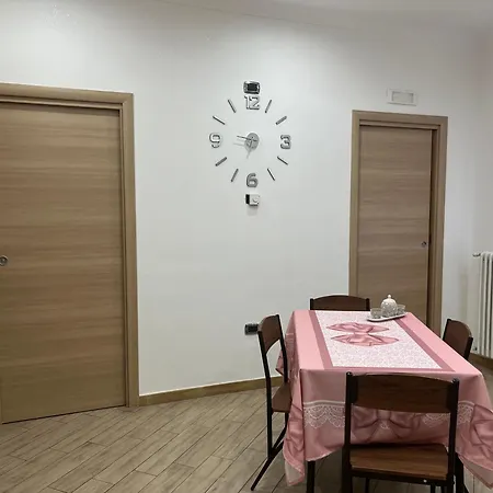 La Casa Di Clhoe Bed and Breakfast 4*