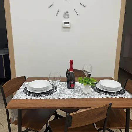 La Casa Di Clhoe Bed and Breakfast