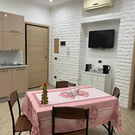 La Casa Di Clhoe Bed & Breakfast Bari