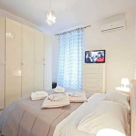 La Casa Di Clhoe 3* Bari
